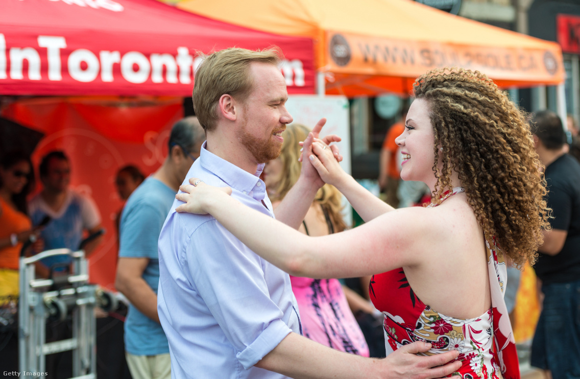 salsa-couple