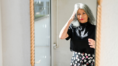 Elegancia 60 felett: a stílusos blogger a fiatalokat is inspirálja