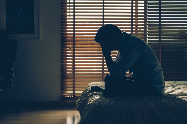 „Szedd össze magad!”Ez a mondat azt sugallja, hogy a depresszió pusztán akaraterő kérdése, és az érintett bármikor képes lenne kilépni belőle, ha eléggé próbálkozna
