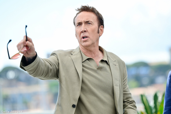 Nicolas Cage részt vesz a The Surfer fotózáson a 77. éves cannes-i filmfesztiválon a Palais des Festivals-ban 2024. május 17-én