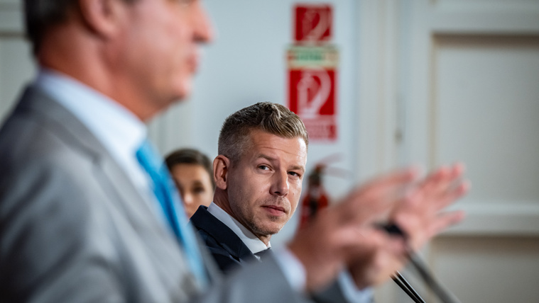 Magyar Péter újabb helyről szorította ki a Fideszt