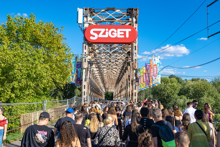 A Kistehéntől a Prodidzsájig – összegyűjtöttük a legjobb Sziget-reklámokat