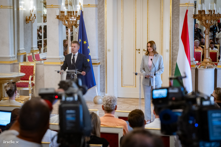 Magyar Péter miniszterelnök és a köztársasági elnöki jogköröket ideiglenesen gyakorló Forsthoffer Ágnes házelnök sajtótájékoztatót tart