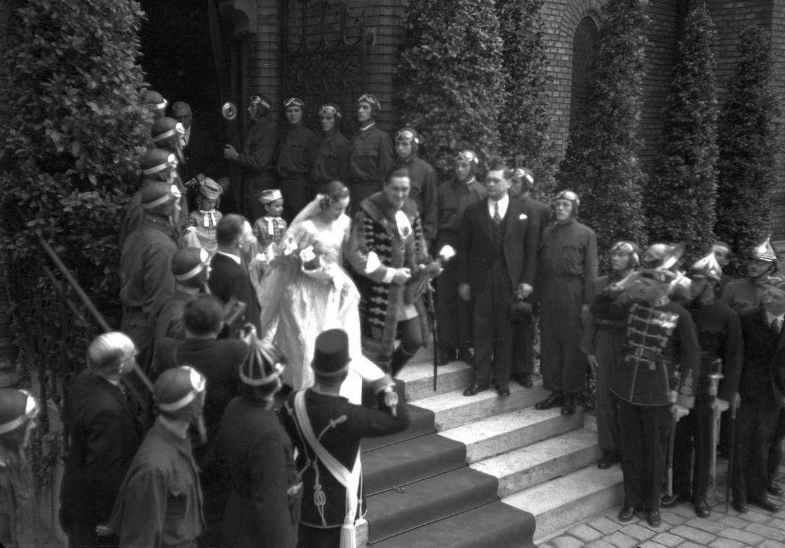 Nemcsak Ady és Csinszka, hanem Horthy István esküvője is a Szilágyi Dezső téri templomban volt (1940)