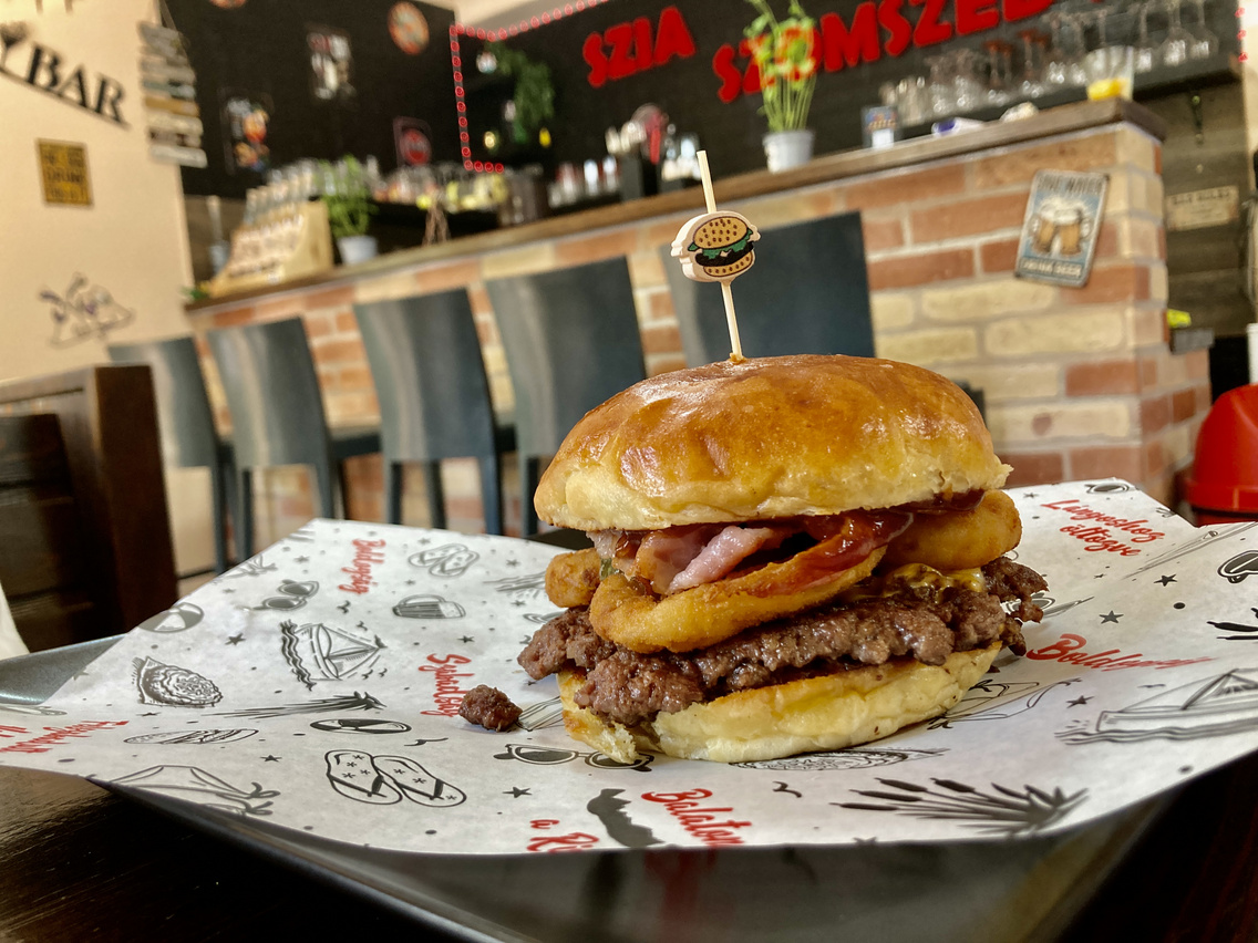 szántódi-megálló-hamburger-IMG 3546 2
