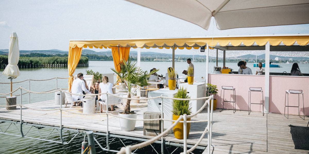 Tihany rejtett beach barjában egész nap szívesen maradnánk
