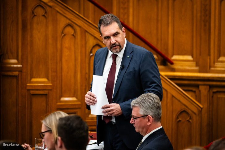 Bóna Szabolcs agrárminiszter beszél az Országgyűlés plenáris ülésén 2026. június 15-én