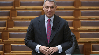Négy jelölt van Lázár János megüresedett helyére