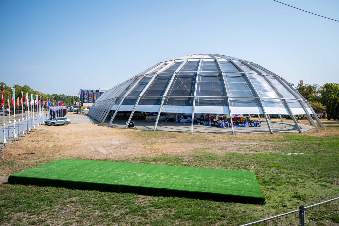 A Revolut Stage 12 ezer fő befogadására alkalmas