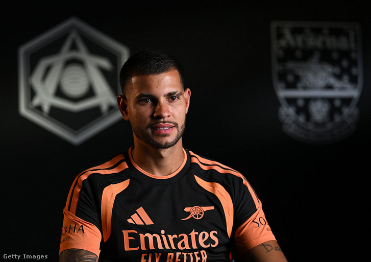 Bruno az Arsenal szerelésében