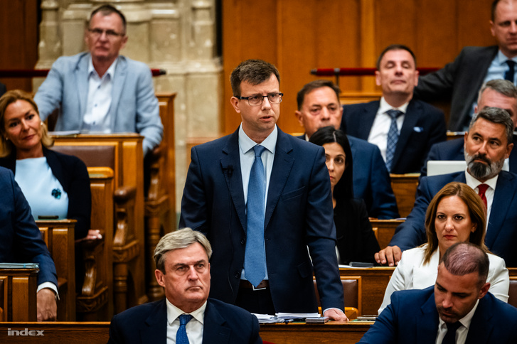 Bóka János beszél az Országgyűlés ülésén 2026. augusztus 10-én