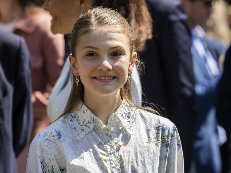 Esztella svéd hercegnőA lista legfiatalabb tagjának még jóval többet kell várnia a koronára