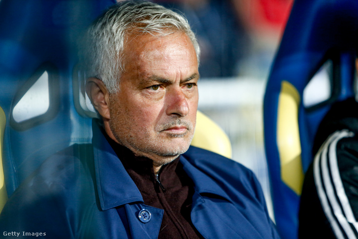 Jose Mourinho a Benfica vezetőedzője