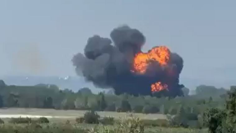 Leszállás közben lezuhant és lángba borult egy NATO-vadászgép