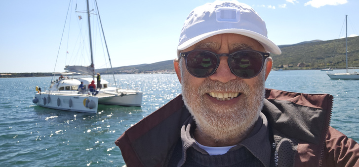 Vass Tibor navigátor-mérnök (Yachtmaster Ocean), nautikai szakértő az Odüsszeusz expedíciók vezetője, az Odüsszesz-kódja elmélet megalkotója