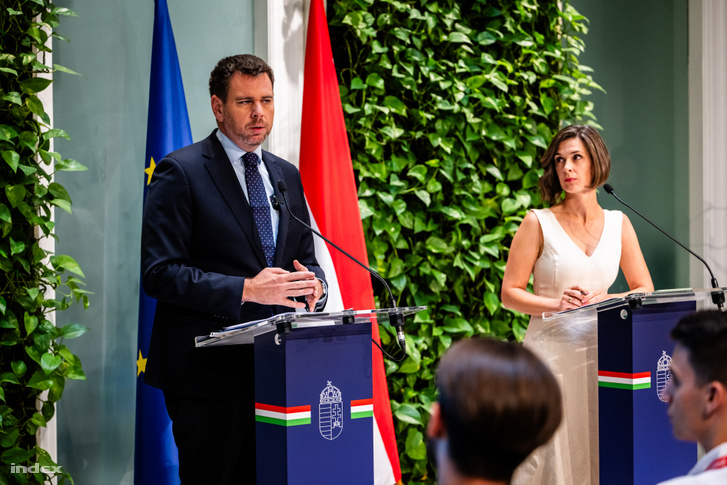 Vitézy Dávid és Szondi Vanda