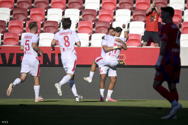 A Kispest Honvéd játékosainak gólöröme az OTP Bank Liga 4. fordulójában játszott Kispest-Honvéd FC - Vasas FC mérkõzésen a Bozsik Arénában 2026. augusztus 14-én