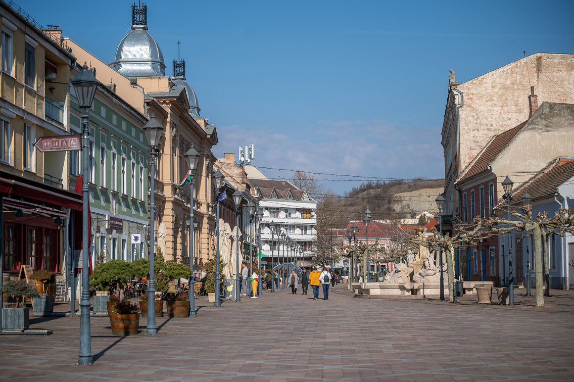 Széchenyi tér, Esztergom