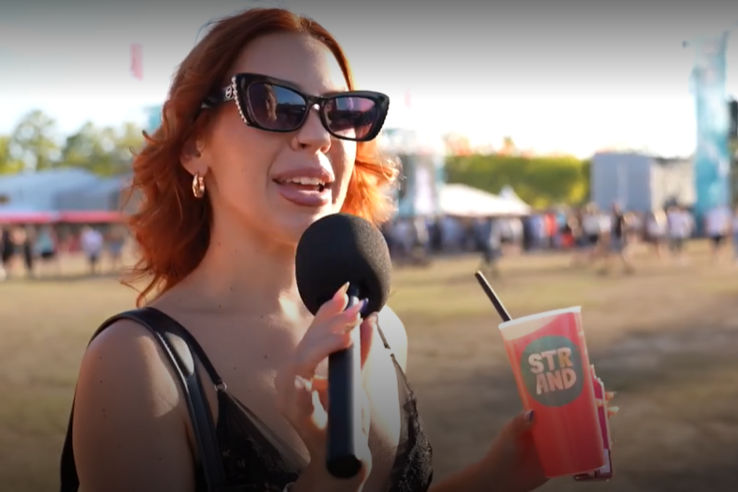 Fura trend hódít, hirtelen mindenki 2016-ba vágyik vissza