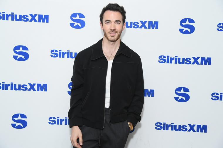Kevin Jonas luxusházakat kezdett építeniAmikor a Jonas Brothers 2013-ban feloszlott, Kevin Jonas nem egy újabb zenei projektbe ugrott bele