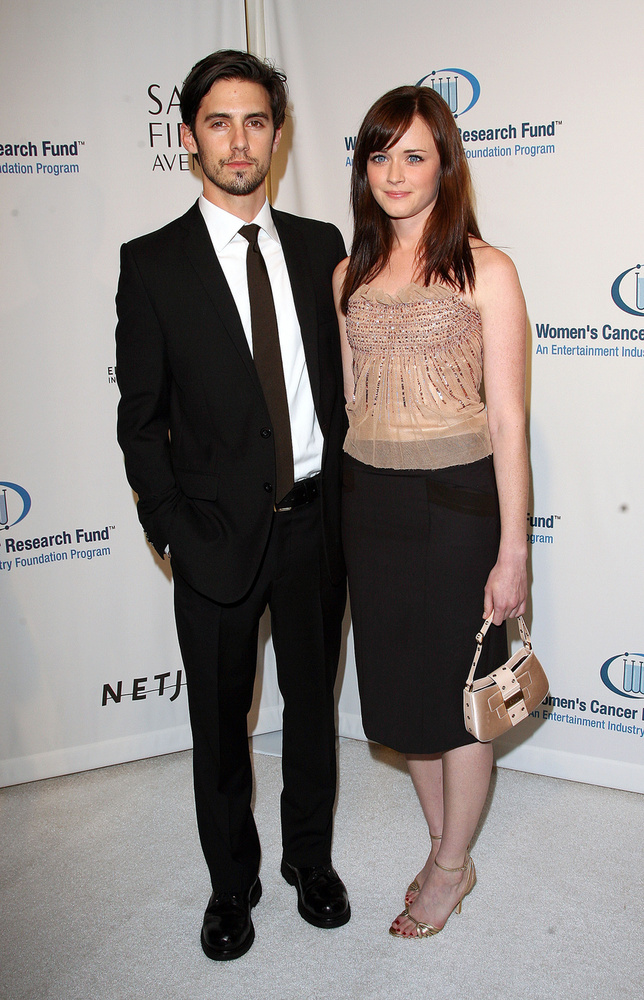 Milo Ventimiglia és Alexis BledelAlexis Bledel és Milo Ventimiglia a Szívek szállodája forgatásán szerettek egymásba, miközben Rory Gilmore és Jess Mariano se veled, se nélküled kapcsolatát alakították