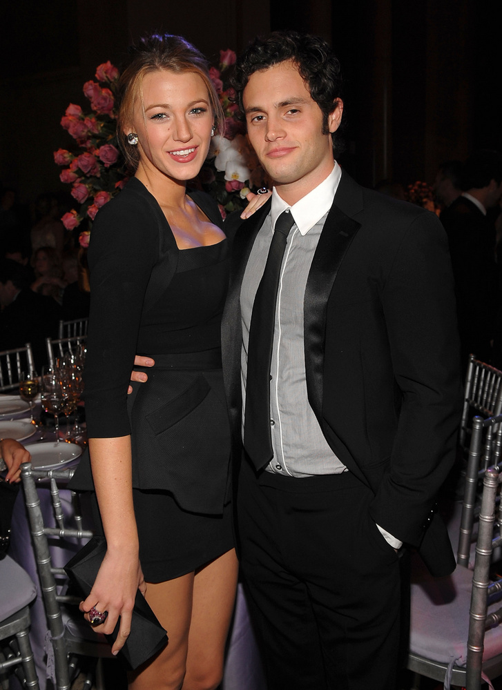 Penn Badgley és Blake LivelyPenn Badgley és Blake Lively a Gossip Girl forgatásán szerettek egymásba, miközben a sorozatban Serena és Dan karakterét játszva alkottak egy párt
