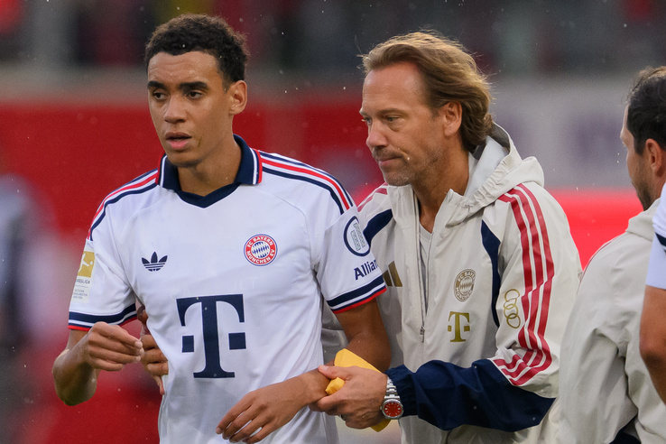 A Bayern München pályán összeeső sztárjátékosa lemarad a bajnoki rajtról