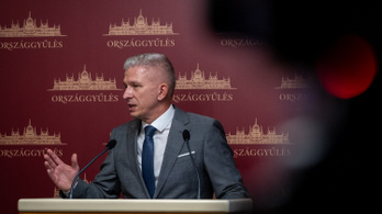Hazahoznák Matolcsy Györgyöt: előbb-utóbb a volt jegybankelnököt is meghallgatná az MNB ügyeit feltáró bizottság