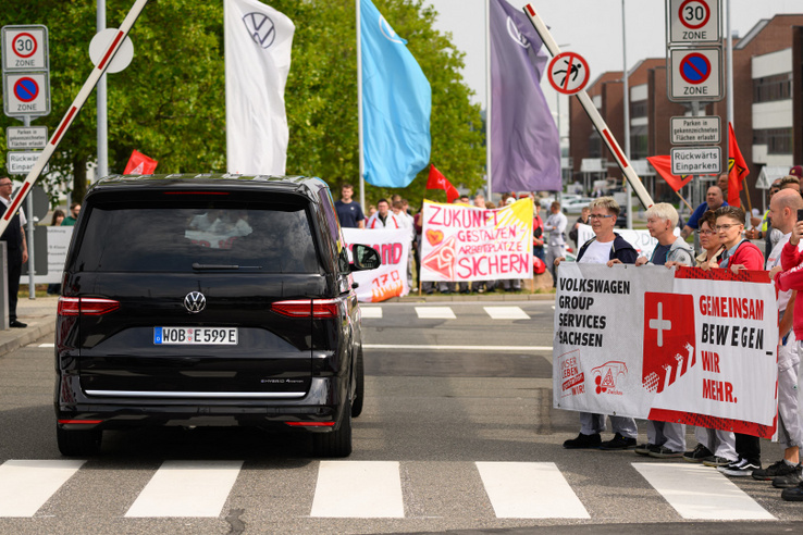Kifütyülték a Volkswagen főnökét, miközben a leépítésekről beszélt