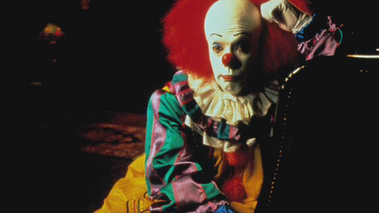 A bohóc, akitől egy világ rettegett – Tim Curry felejthetetlen élete képekben