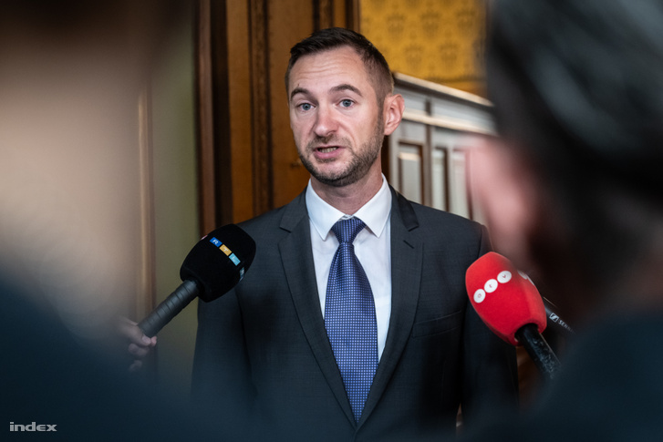 Hantosi István