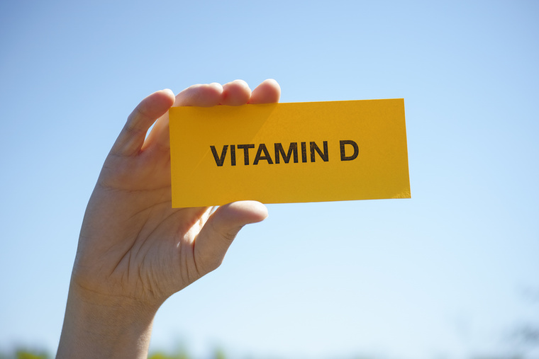 Nem mindenkinek kell D-vitamin-vérvizsgálatA 25-hidroxi-D-vitamin, vagyis a 25(OH)D szintjének laboratóriumi meghatározása nem ajánlott rutinszerűen mindenkinél