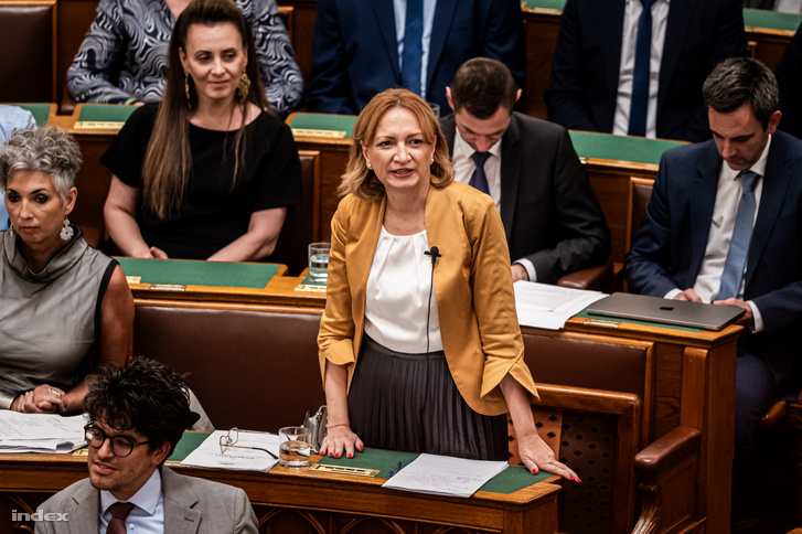 Bujdosó Andrea 2026. augusztus 27-én