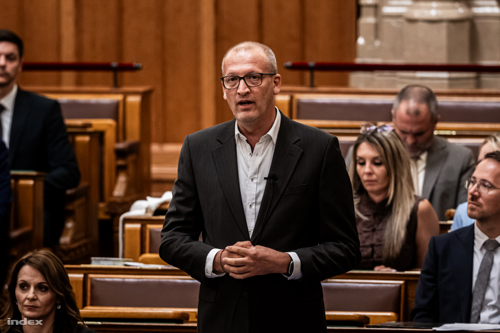 Tarr Zoltán 2026. augusztus 27-én