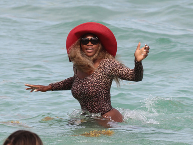 Hatalmas melleit fotózta Serena Williams