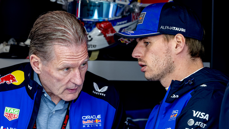 Jos (balra) és Max Verstappen (jobbra)