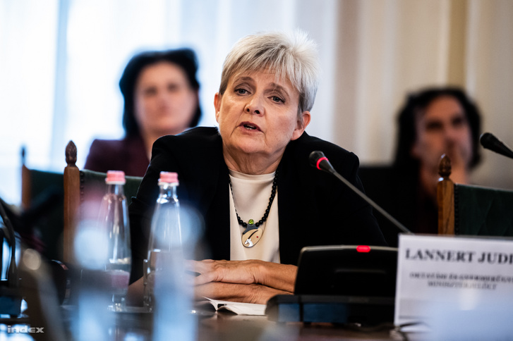 Lannert Judit 2026. május 11-én
