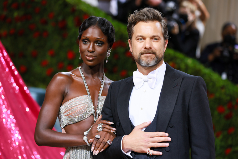 Jodie Turner-SmithJodie Turner-Smith egy nicaraguai utazás során kérte meg Joshua Jackson kezét