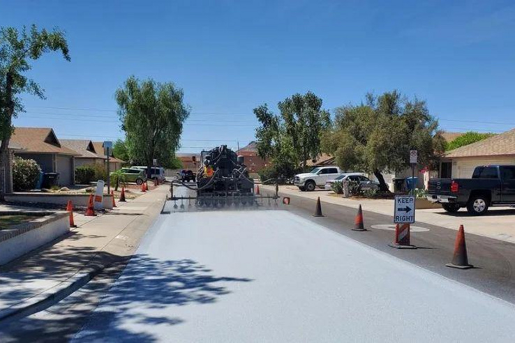 Ügyes trükkel csökkentik az utak hőmérsékletét Arizonában