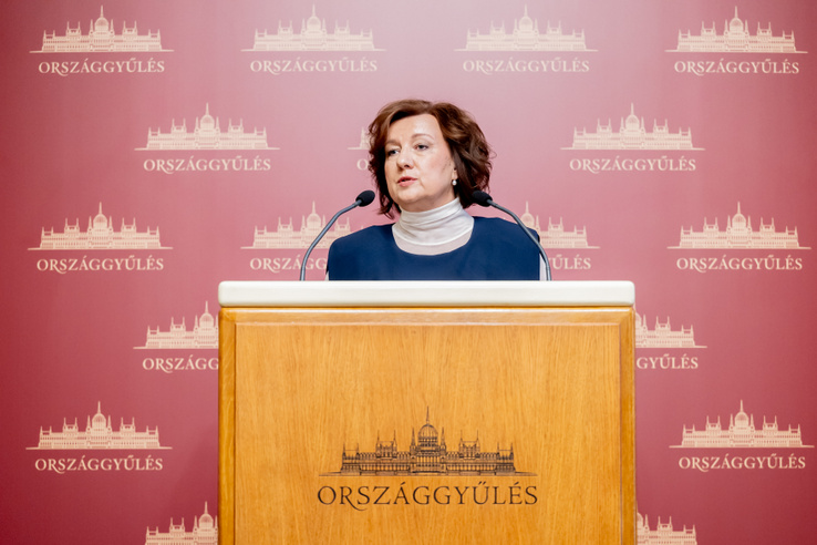 „Novák Katalin minden ismert vélemény ellenére adott kegyelmet” – kezdődik a&nbsp;kegyelmi ügy feltárása