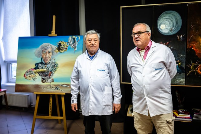 DrMáriás a rendelőjében Faludy György unokájával együtt botránkoztatta meg közönségét