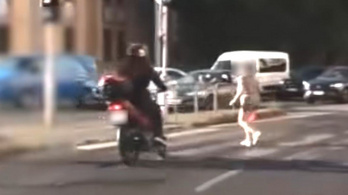 Szabálytalan gyalogost gázolt egy motoros a Váci úton