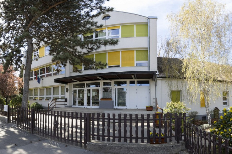 Ultimátumot adtak az igazgató miatt a csömöri iskolában