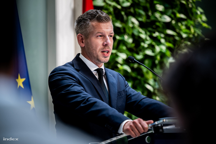 Magyar Péter a kormányzati sajtótájékoztatón 2026. szeptember 3-án