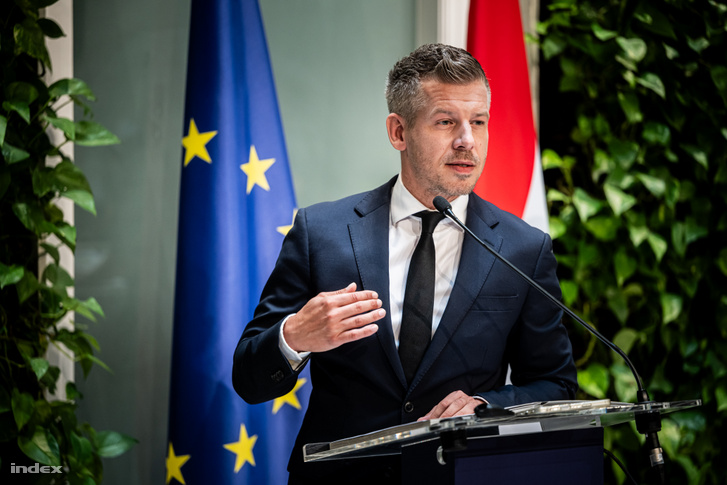 Magyar Péter a kormányzati sajtótájékoztatón 2026. szeptember 3-án