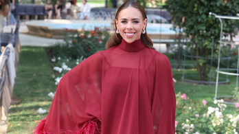Így jelent meg a Dancing sztárja, Lissák Laura az exkluzív partin