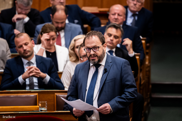 Kármán András 2026. június 8-án