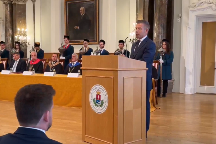 Egy hajszálon múlt, Magyar Péter majdnem Mráz Ágoston Sámuel csoporttársa lett