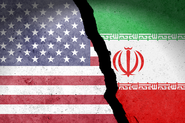 Az Egyesült Államok szárazföldi inváziót indíthat Irán ellenJiang egyik legfontosabb jóslata szerint az Egyesült Államok és Irán közötti konfliktus légi hadviselésből teljes körű szárazföldi háborúvá szélesedhet