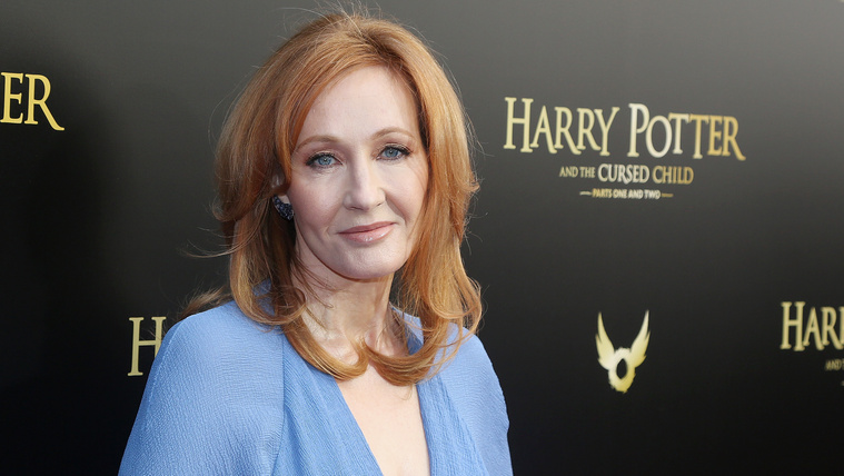 Orosz oligarchákat is leköröz J. K. Rowling, kiszivárgott az írónő féltve őrzött titka
